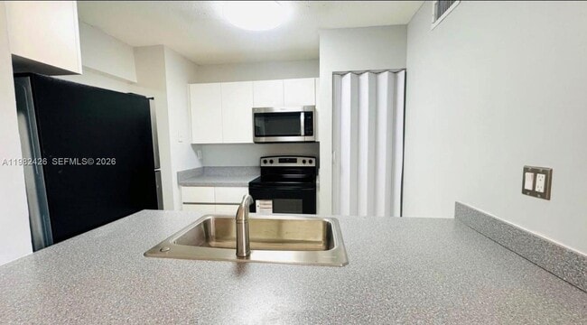 Building Photo - 15635 SW 74th Cir Dr