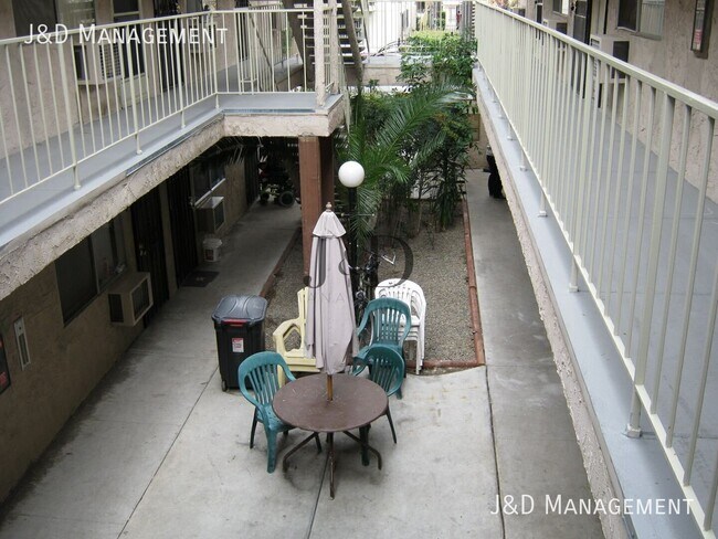 Foto del edificio - 4260 44th St