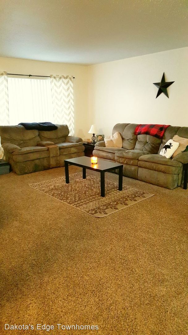 Foto del edificio - 3 br, 1 bath Apartment - 902  8th Ave. S.
