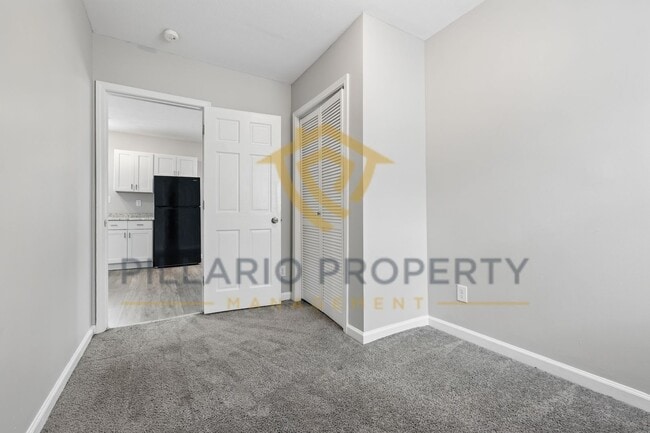 Building Photo - Renovated 3 Bedroom 2 Bathroom near Brooks...