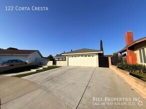 Building Photo - 122 Corta Cresta Dr