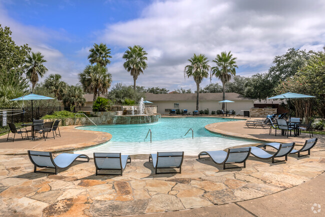 Resort-Style Swimming Pool - Falls At Borough Park