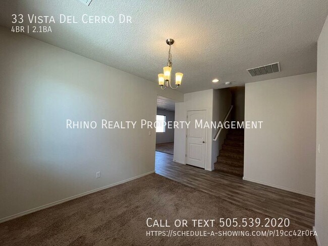 Building Photo - Spacious 4 Bedroom 2.5 Bathroom Home In Lo...