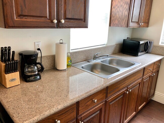 Foto del edificio - 618 S New Hampshire Ave