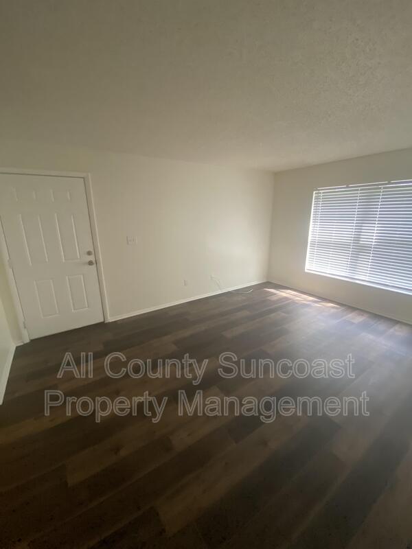 Foto del edificio - 7450-7435 35th St N