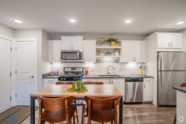 2 habitaciones, 2 baños - 1000 pies cuadrados - B1 - Cocina - Avonlea Riverside