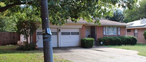 Building Photo - 2346 Hillsboro Ave