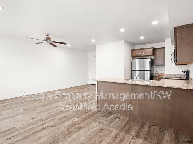 Building Photo - 14903 S Tumble Rock Way