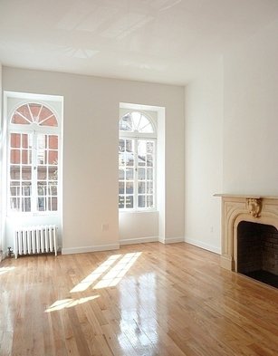 Foto principal - 30 W 10th St