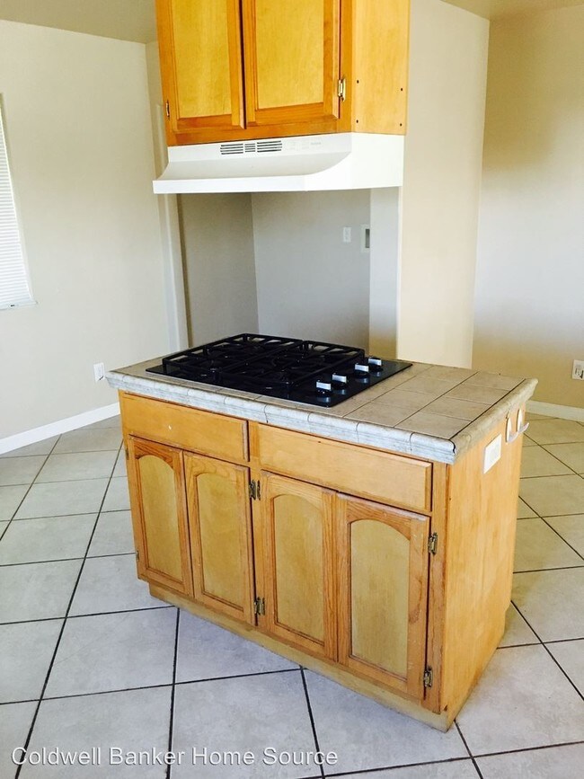 Foto del edificio - 3 br, 2 bath House - 25535 Jasper Rd.