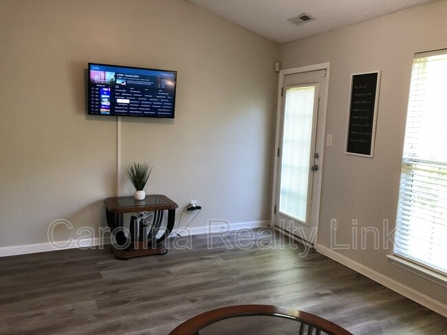 Foto del edificio - 5534 Allen Rd E