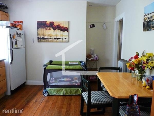 Building Photo - 3 br, 1 bath  - 50 Elmira St # 51-1