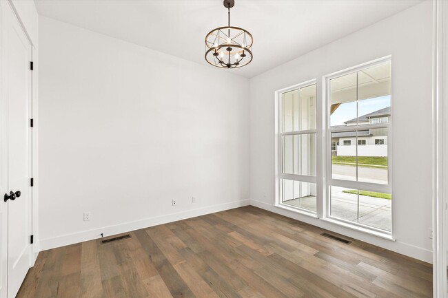 Foto del edificio - 5 Bedroom in Dry Creek Ranch