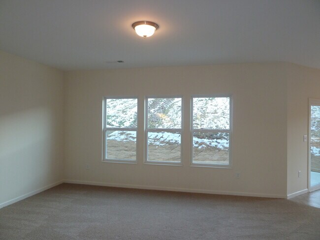 Foto del edificio - Beautiful Brick Home in Primrose Creek – B...