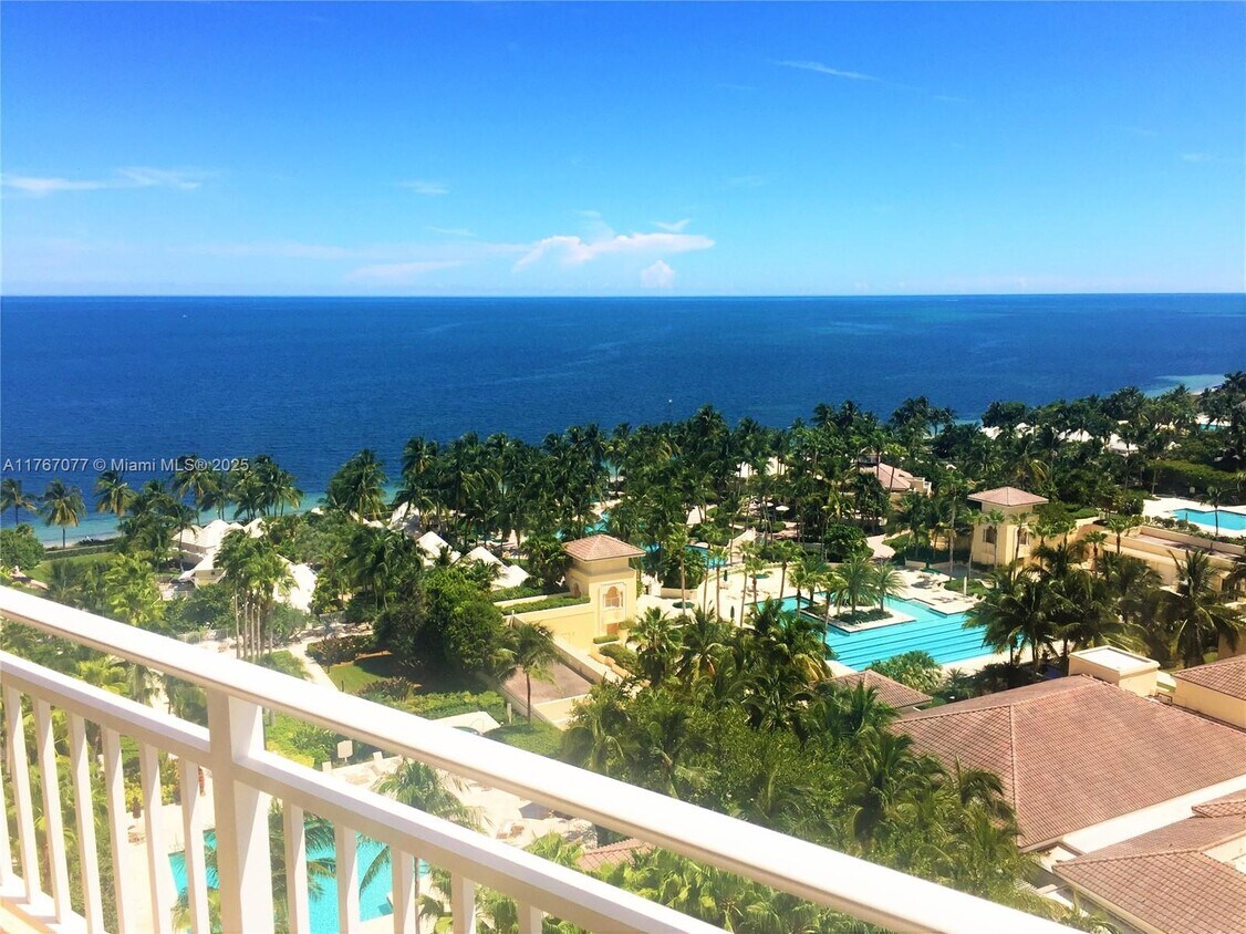 Foto principal - 791 Crandon Blvd