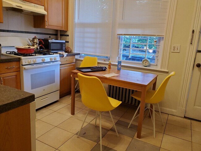 Foto del edificio - Charming 4 Bedroom