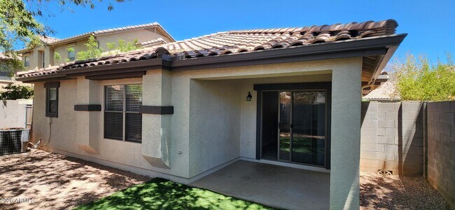 Foto del edificio - 3709 E Jasper Dr