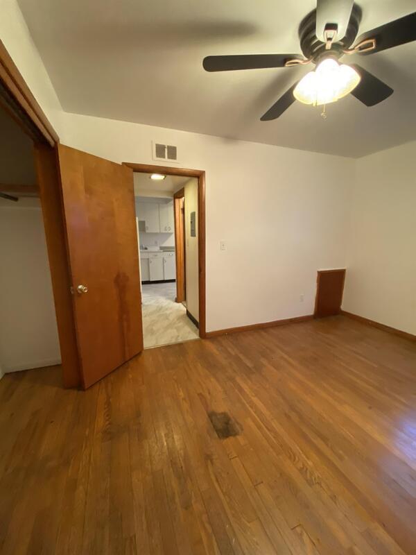 Foto del edificio - 4201 Rocky River Dr