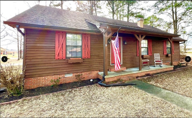 Building Photo - 308 Holly Cove