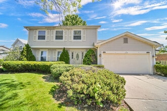 Building Photo - 1100 Lockwood Dr