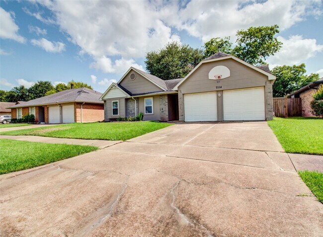 Foto del edificio - 7114 Buchanan Dr