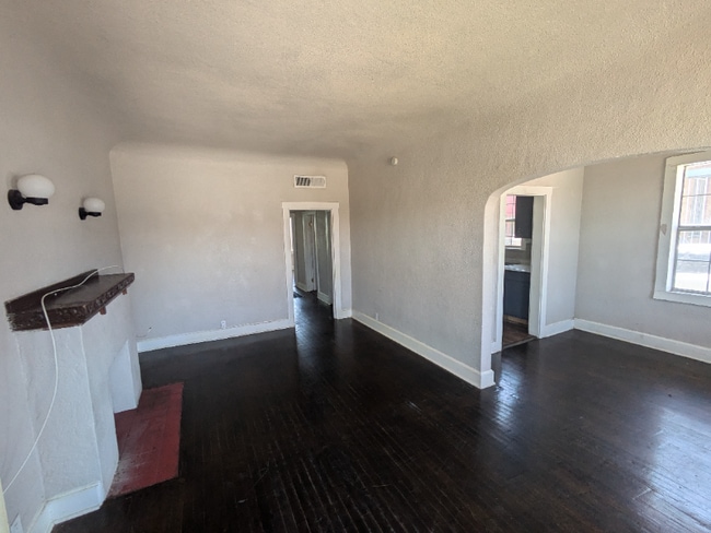 Building Photo - 3318 Nations Ave