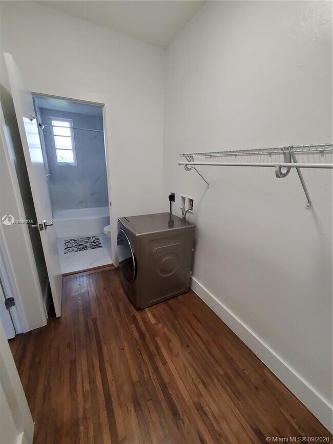 Foto del edificio - 831 16th St