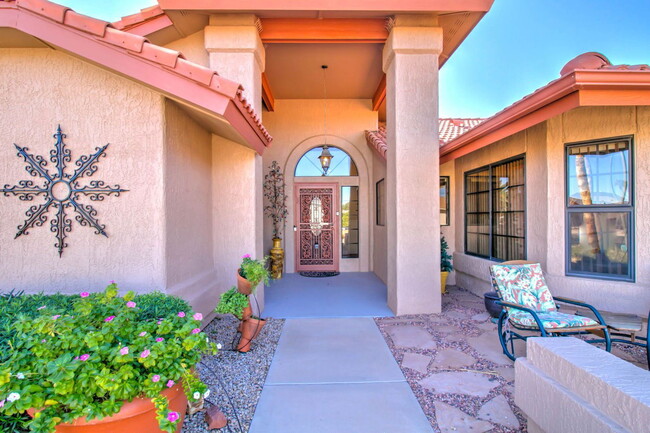 Building Photo - 14743 W Yosemite Dr