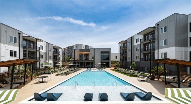 Foto del edificio - 6000 Ava Ave