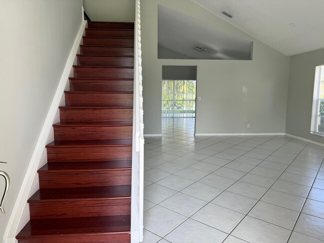 Foto del edificio - 22492 Middletown Dr