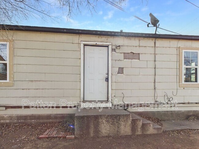 Foto del edificio - 2216 S Polk St