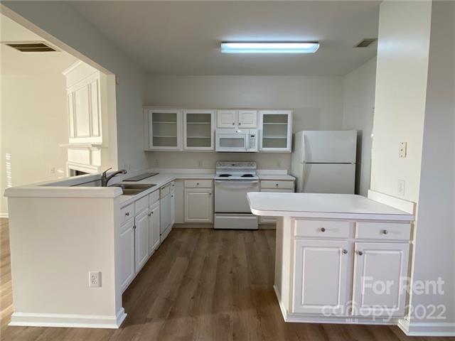 Foto del edificio - 3275 Mannington Dr