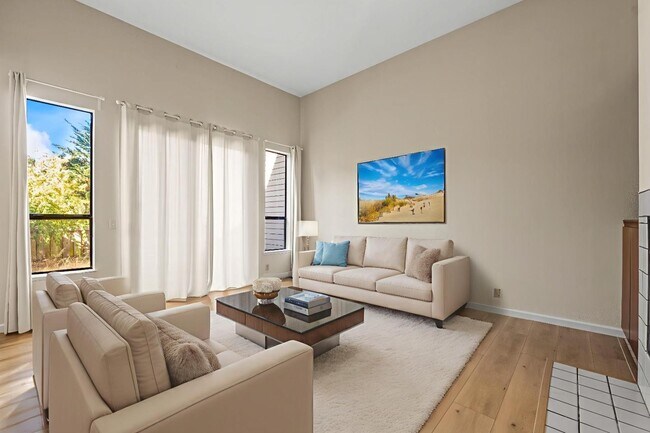 Foto del edificio - 112 Crown Cir