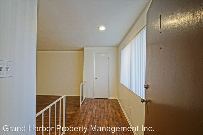 Building Photo - 2940 W 235th St