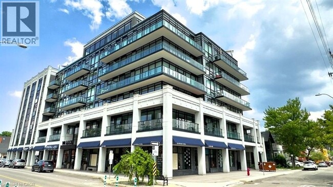 Photo du bâtiment - 101 Locke St S