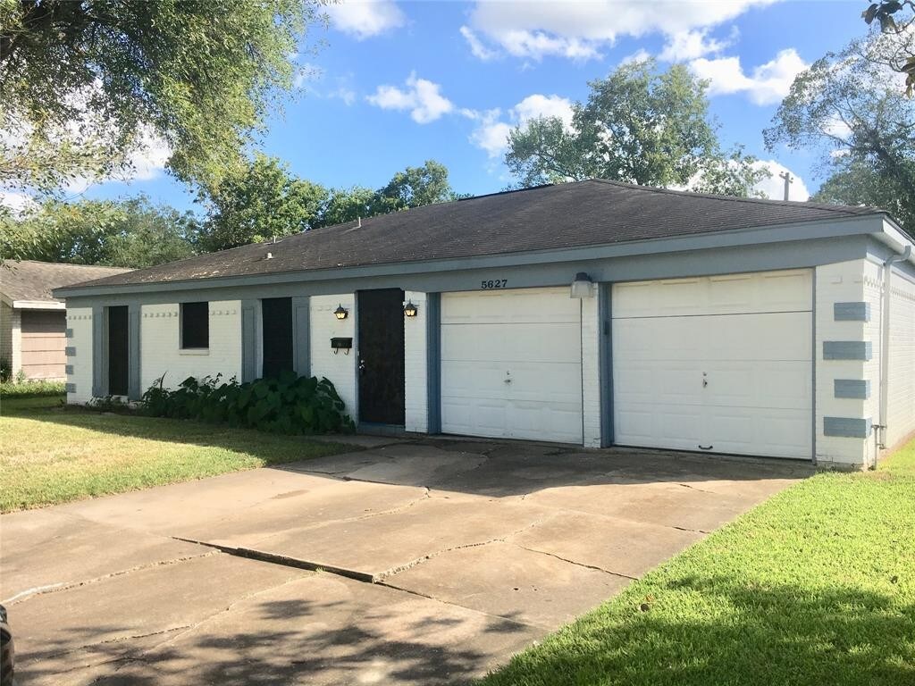 Primary Photo - 5627 Trafalgar Dr