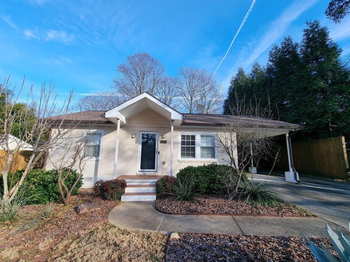 3991 McDaniel St, Chamblee, GA 30341 House Rental in Chamblee, GA