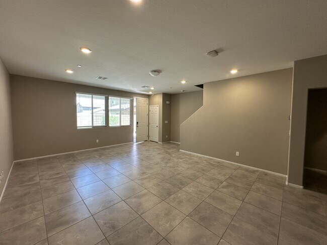 Foto del edificio - 8728 Giant Causeway Ave
