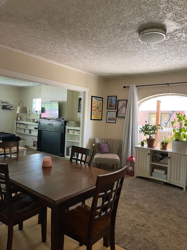 Living Room/Dining Room - 836 S 800 E
