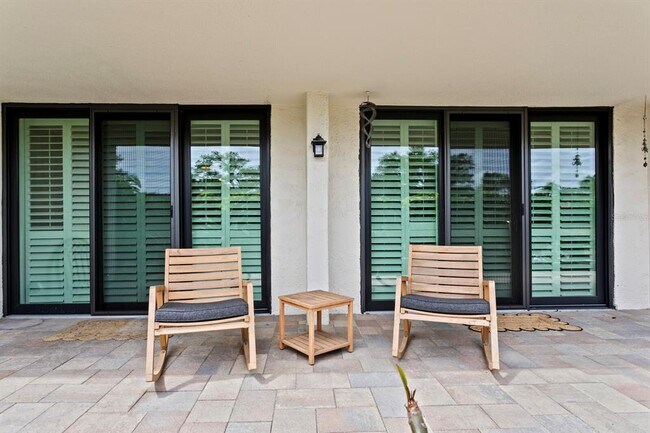 Foto del edificio - 100 Oakmont Ln