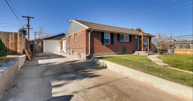 Building Photo - 8383 Navajo St
