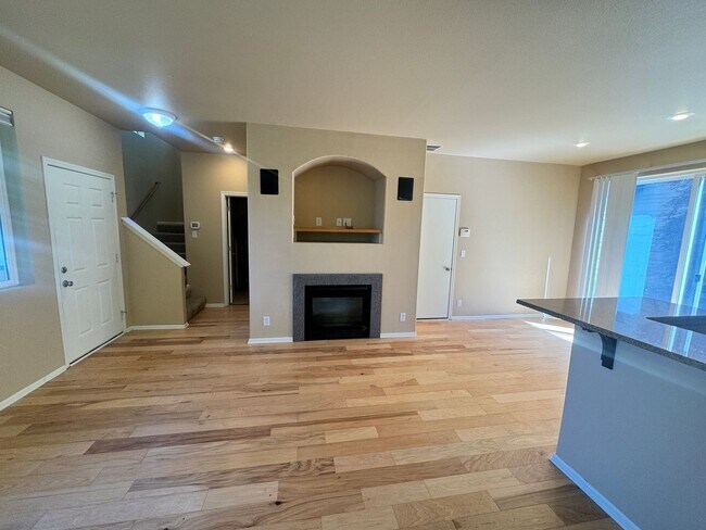 Foto del edificio - 3 Bedroom 2.5 bathroom West Eugene Home