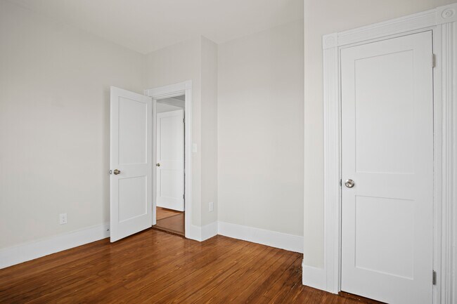 Building Photo - 12 Redfield St