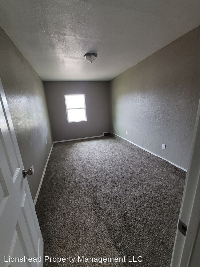 Building Photo - 5 br, 2 bath House - 11320 Bel Air Place