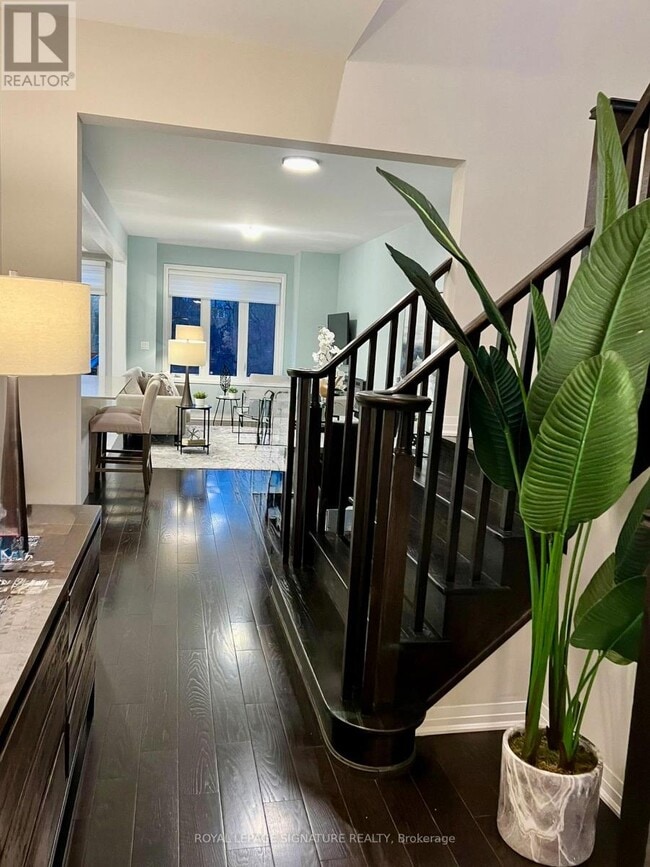 Photo du bâtiment - 755 Elsley Ct