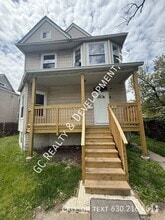 Building Photo - 7230 S Perry Ave