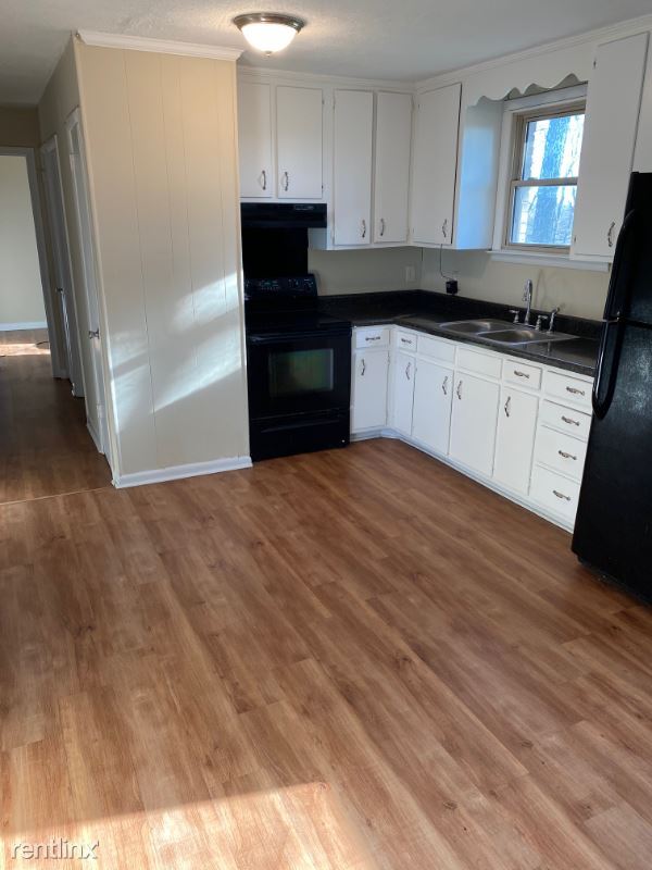 Building Photo - 3 br, 1 bath House - 2219 Williamsport Pike