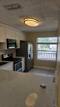 Building Photo - 8039 SW 21st Ct