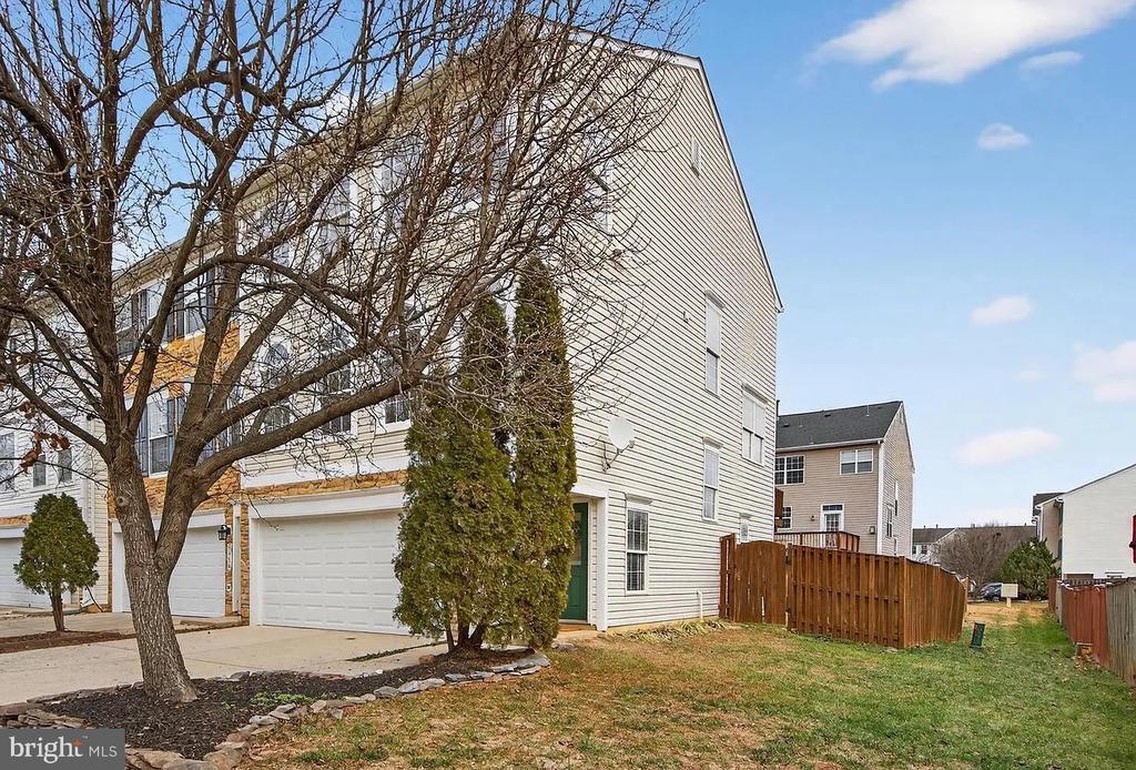 Building Photo - 21758 Flora Springs Terrace