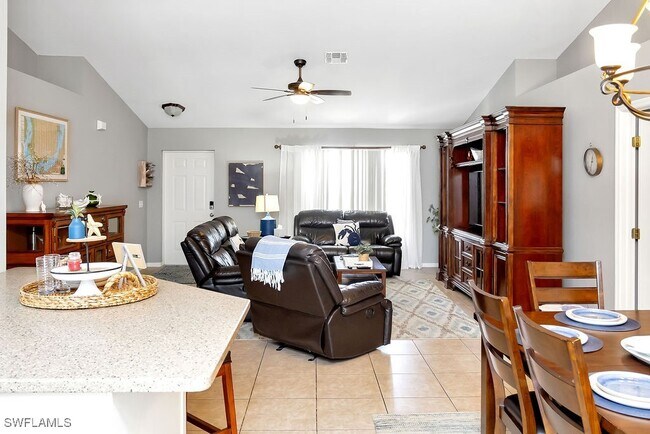 Foto del edificio - 1006 SW 11th Pl